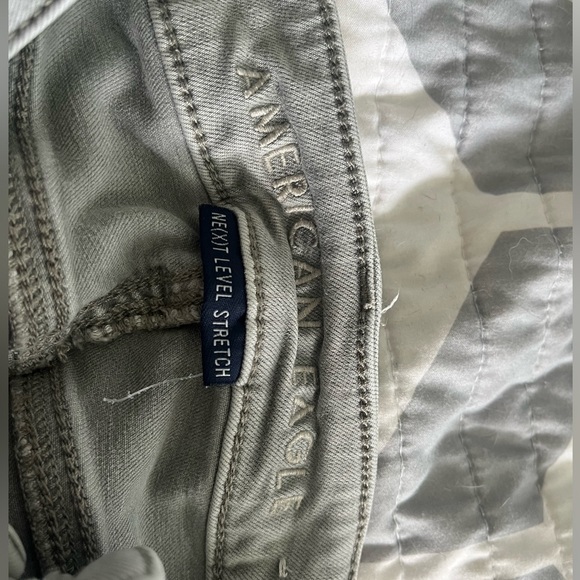 next level stretch American Eagle jeans - Picture 3 of 3